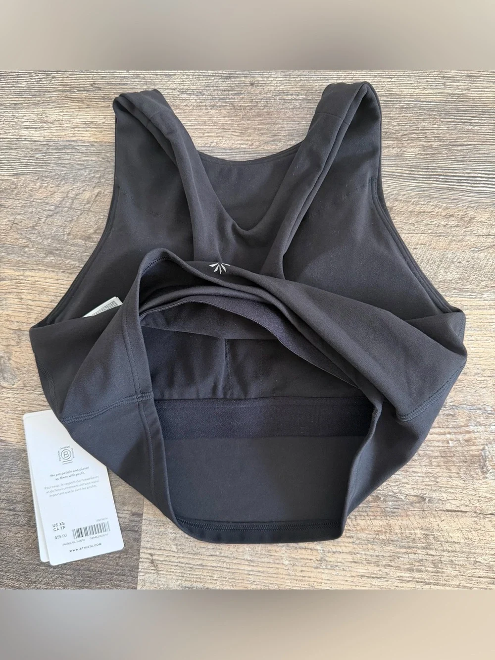 Athleta XS Conscious Crop A-C Tank Sports Bra Black +pads/shelf Yoga  MSRP $59